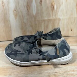 Hey Dude Wendy Camo Shoes Women’s Size 7
